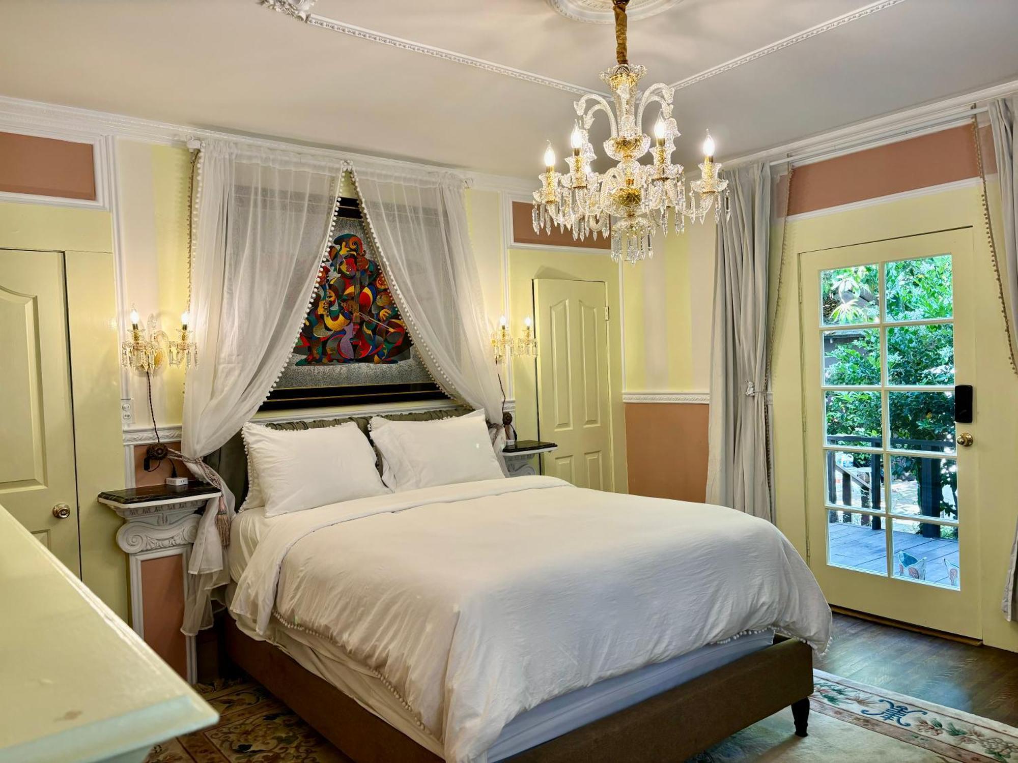 Hollywood Home Лос-Анджелес Номер фото